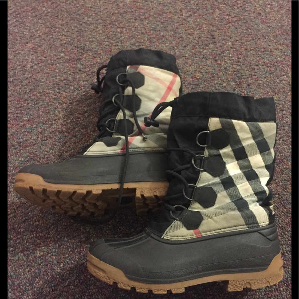 Burberry Snow boots ❄️ Size 37
